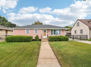 137 South St E, South Saint Paul, MN 55075