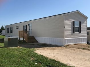 13 Stonegate Ln, O'Fallon, MO 63366