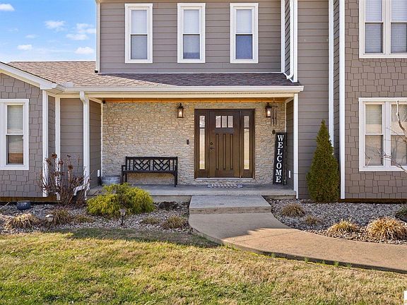 2nd image of 137 Creekport Dr