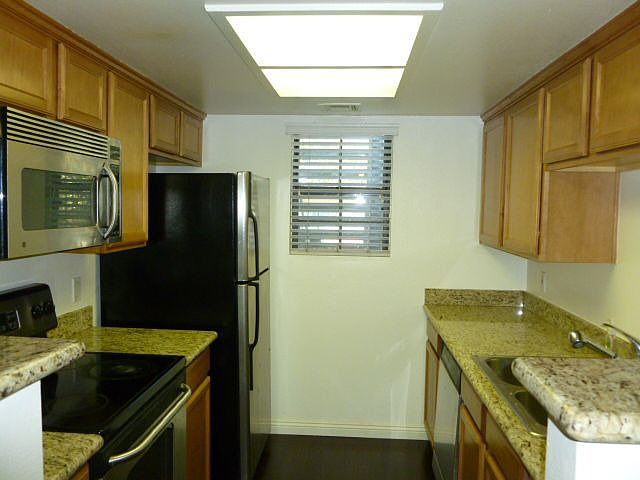2nd image of 14966 Avenida Venusto Unit 71