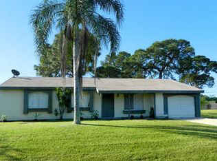 366 SE Dalva Ave, Pt Saint Lucie, FL 34953
