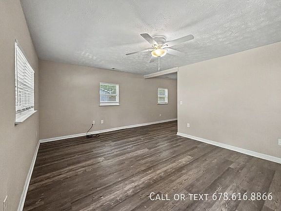 3rd image of 5136 W Herring St #A