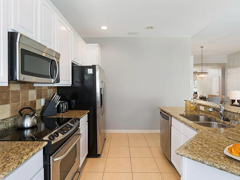 7759 Teascone Blvd — Photo 19