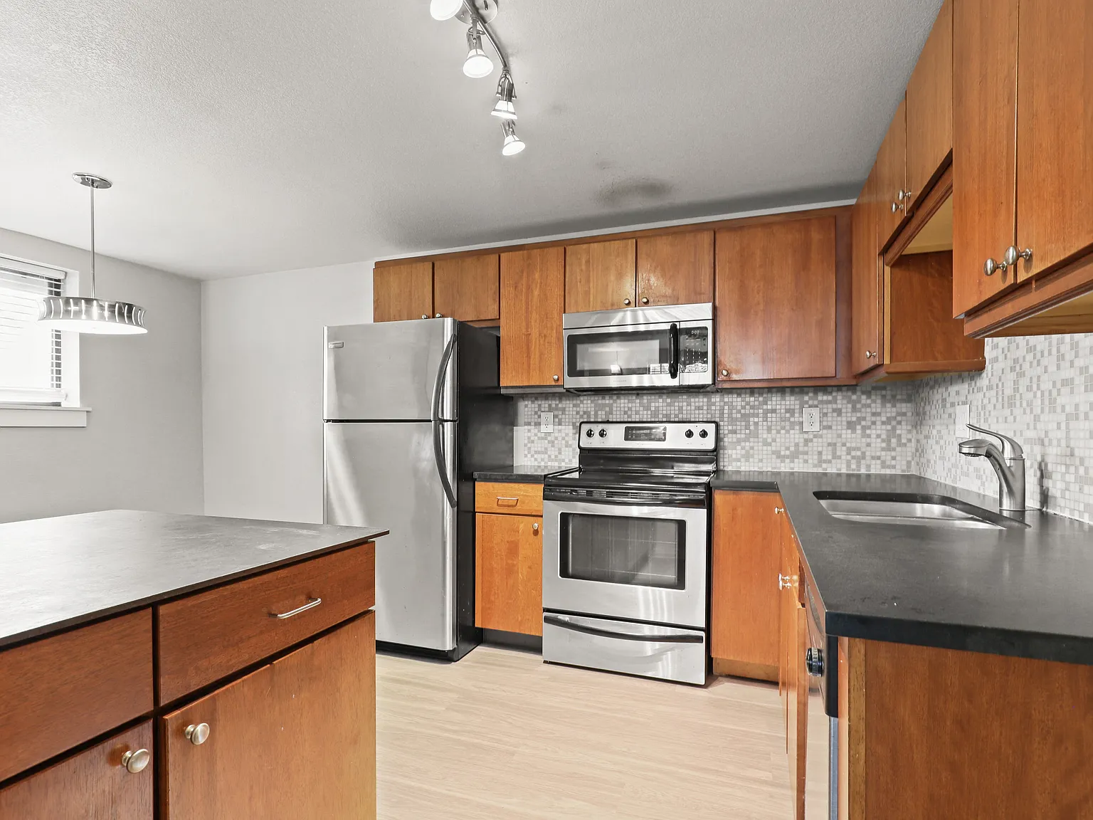 Mulberry Flats — Photo 2