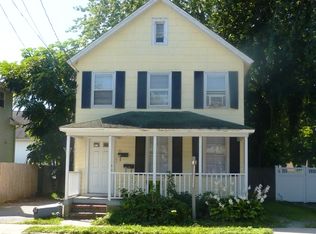 64 James St, Babylon, NY 11702