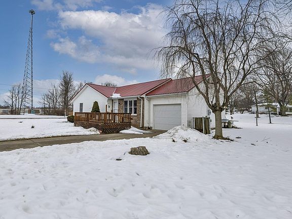 3rd image of 614 Buckeye Ln