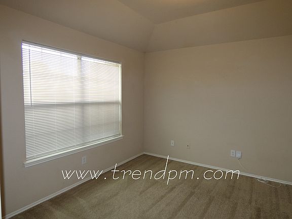 2nd image of 517 Destin Dr