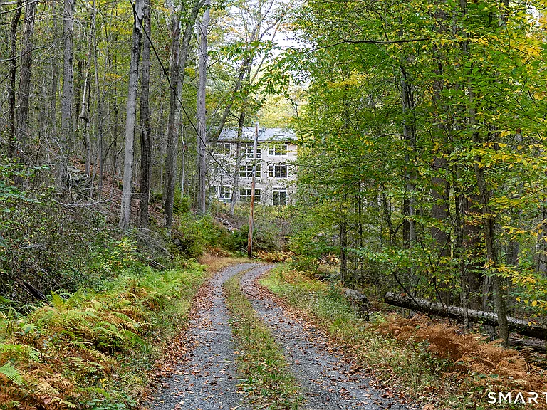 38 W Mountain Ln — Photo 23