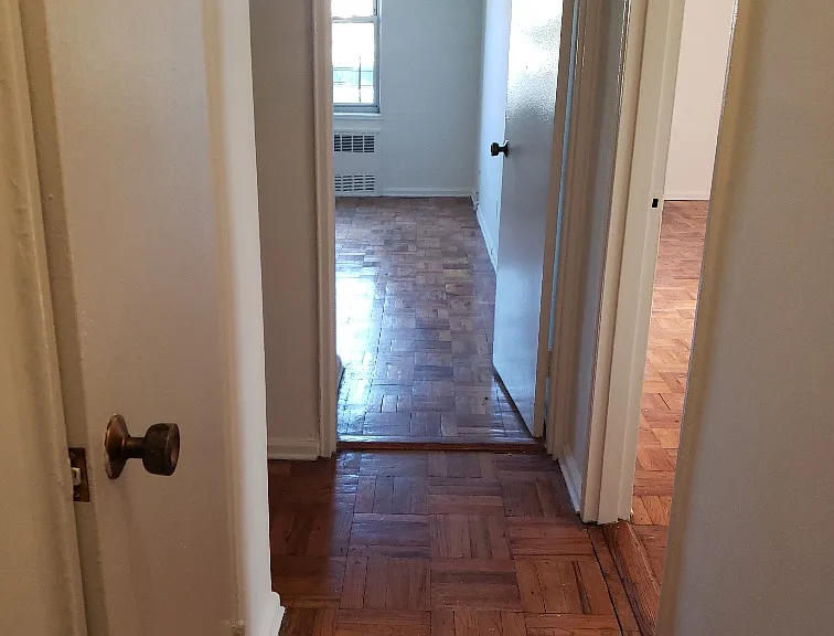 2343 E 12th St #1J — Photo 3