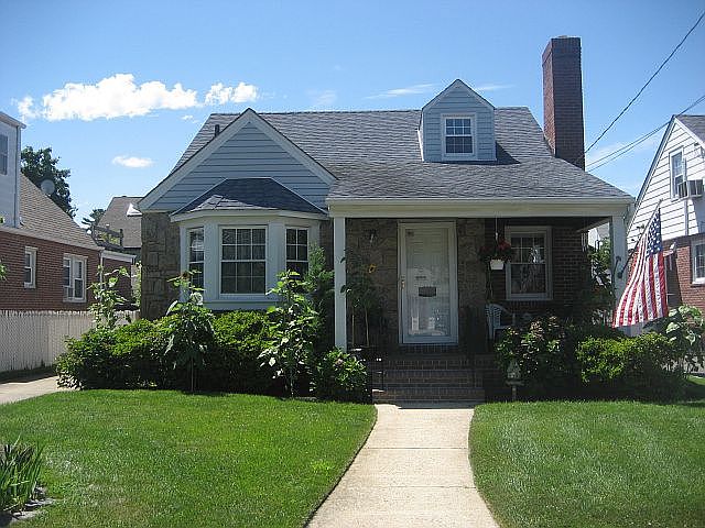 1st image of 82 Elton St