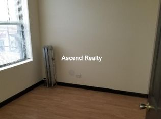 7254 S Jeffery Blvd APT 311, Chicago, IL 60649