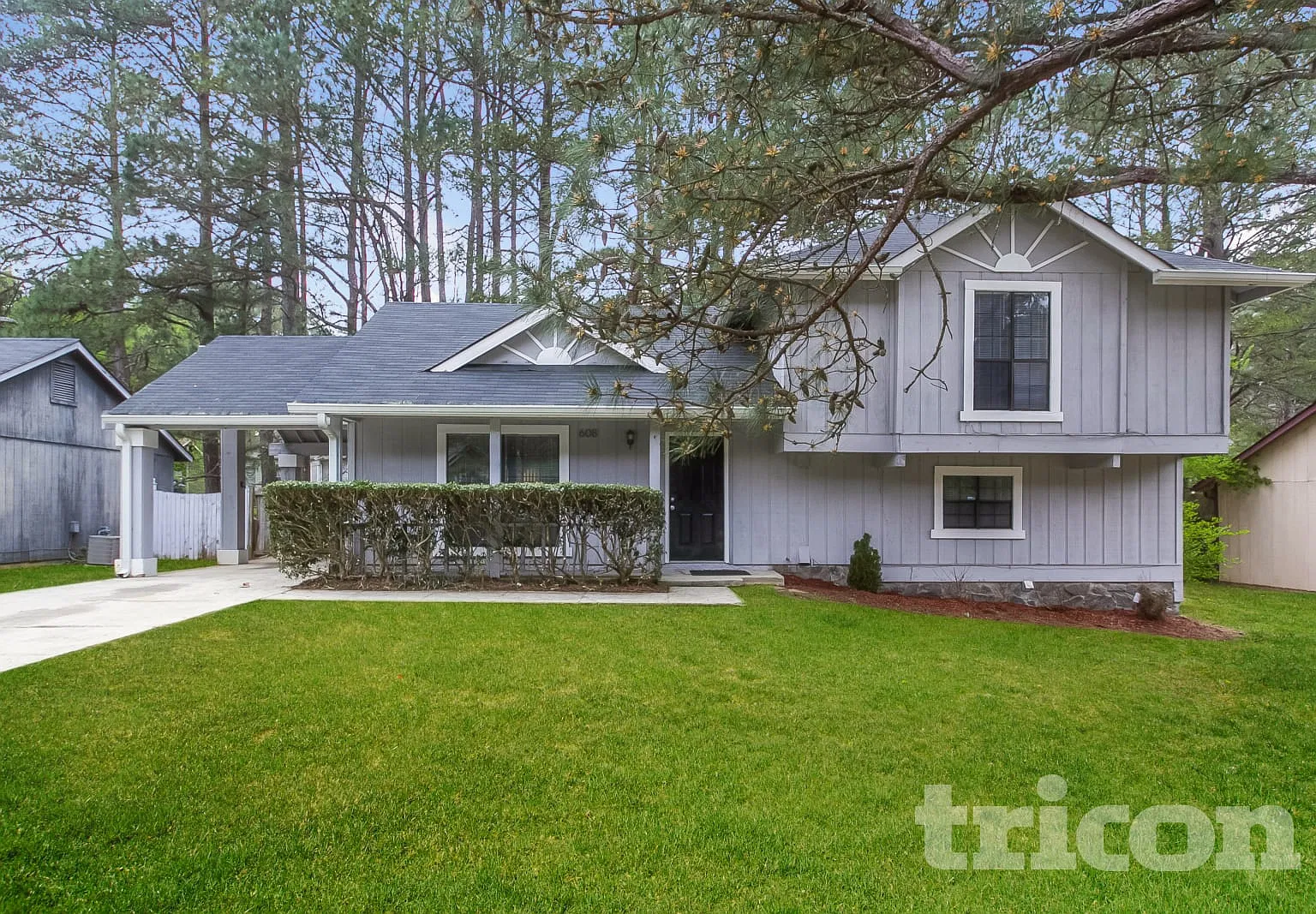 608 Utoy Circle SW Atlanta GA — Photo 1