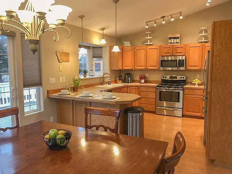 10 Bruyer Way — Photo 8
