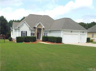 112 Oakmoor Ln, Willow Spring, NC 27592