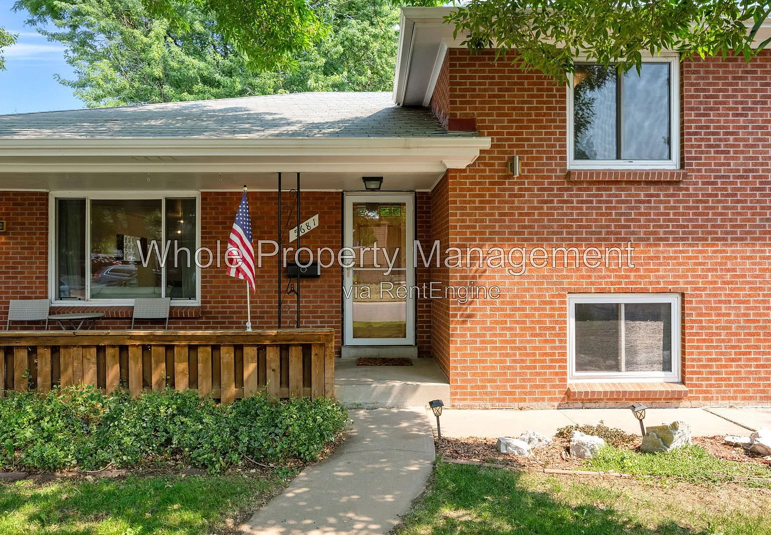 4 bed, 2.0 bath, 1800 sqft, $3,000 — Photo 4