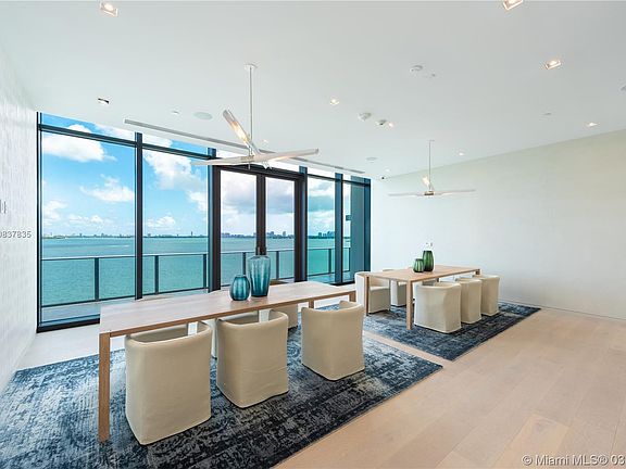 5th image of 650 NE 32nd St Unit 4007
