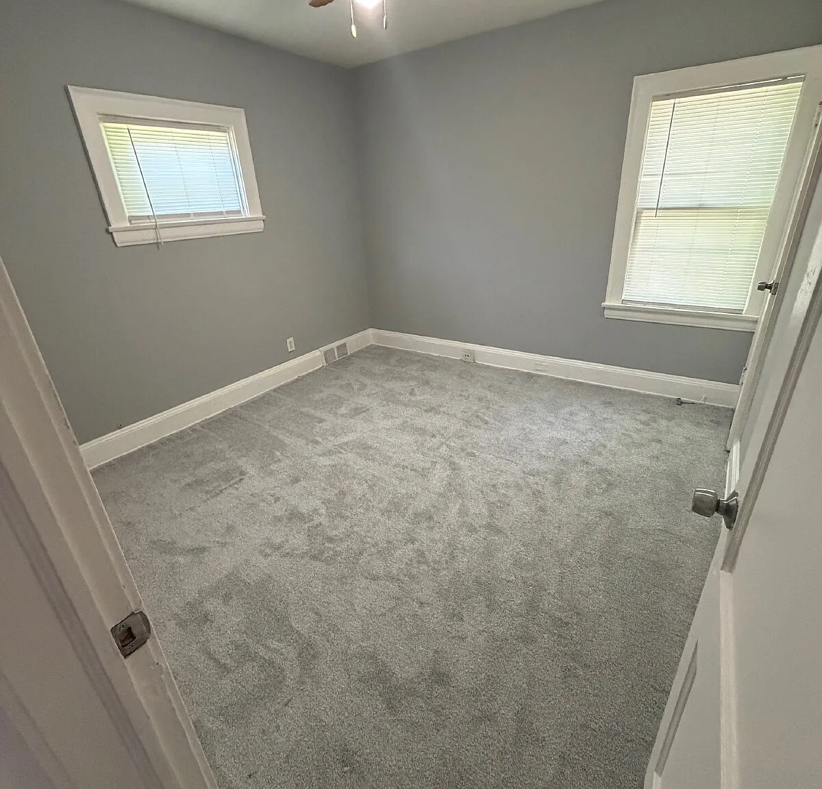 2 bed, 1.0 bath, $1,100 — Photo 4