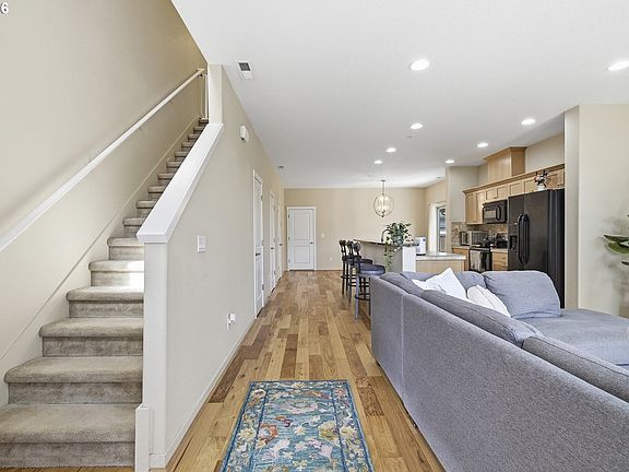 5th image of 28355 SW Villebois Dr N