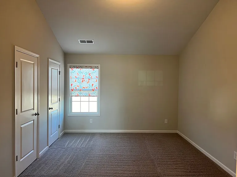 401 Tivoli Way — Photo 28