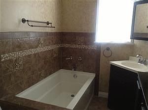 3rd image of 1724 W 79th St