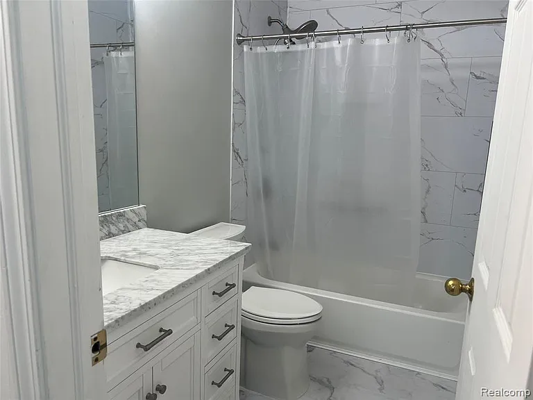 3591 Port Cove Dr #55 — Photo 9