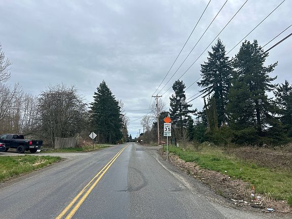 4th image of 10102 232nd St E