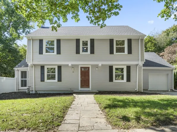 31 Terrace Dr, Worcester, MA 01609