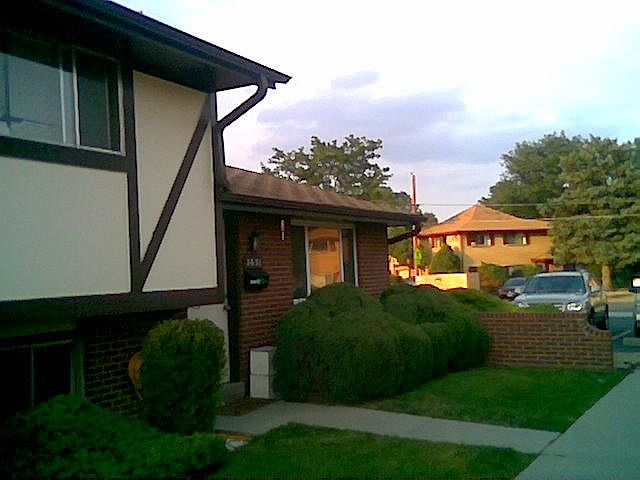 2nd image of 3661 Parfet St