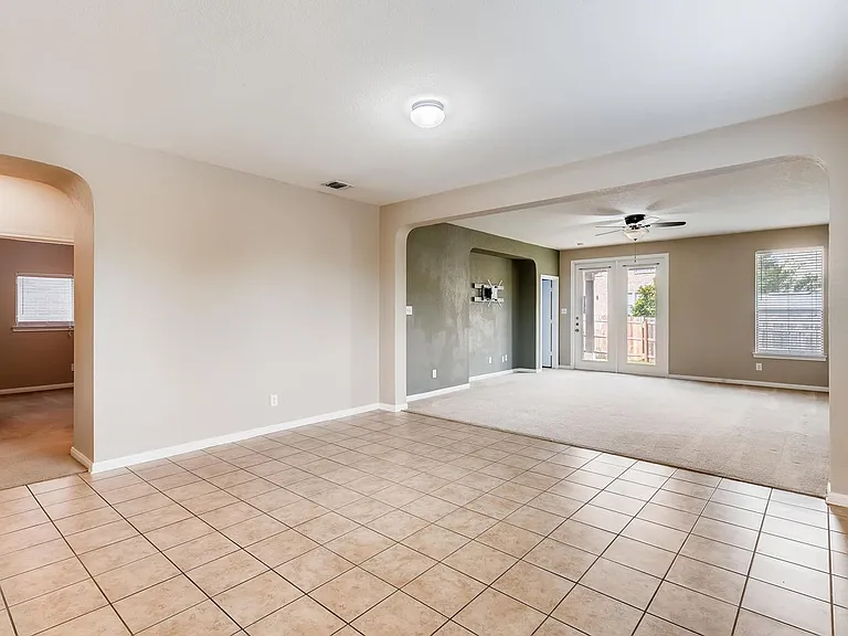 6607 Shadden Oaks — Photo 5