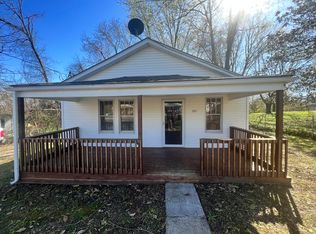 365 Maple St, Russell Springs, KY 42642