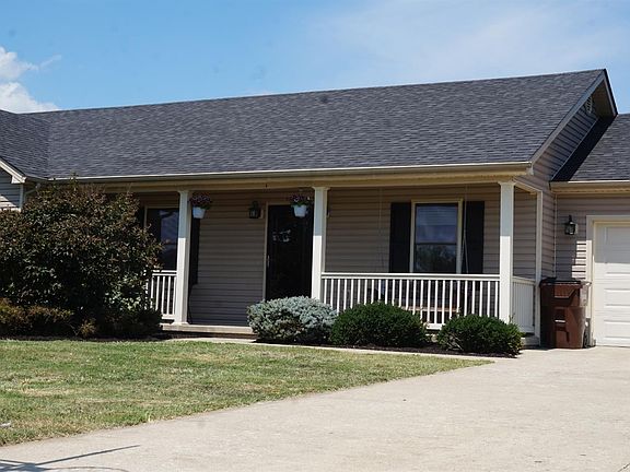 3rd image of 45 Emma Dr