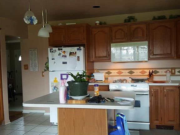 3rd image of 808 Allegheny Ave