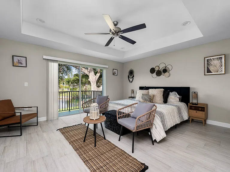 1396 Sunrise Dr — Photo 5