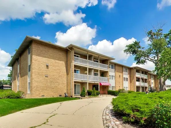 960 Beau Dr Unit 307, Des Plaines, IL 60016