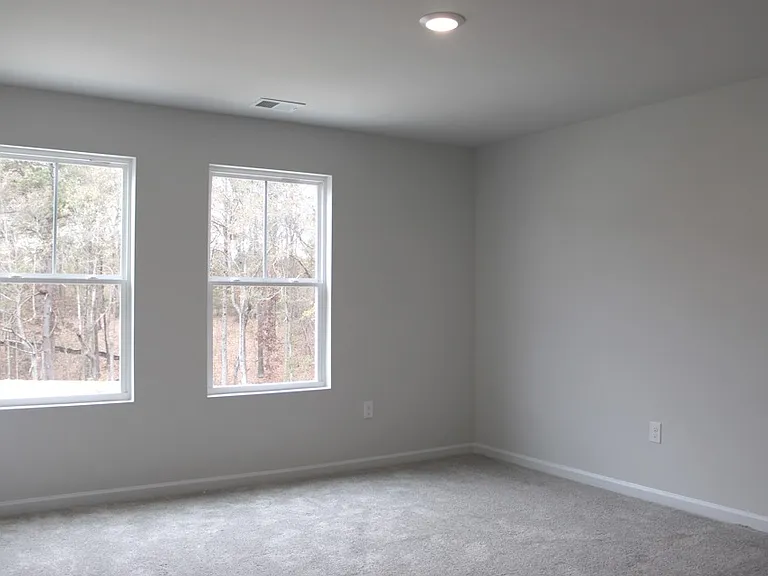 731 Point Place Dr — Photo 13