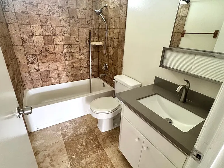609 Kirk Ave — Photo 9