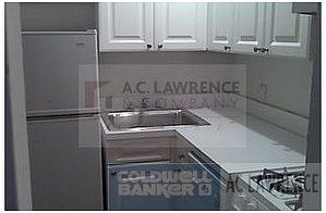 2nd image of 119 E 54th St