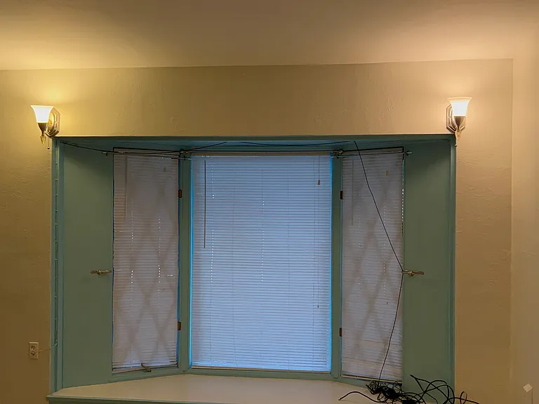 3240 Alamanda Ct — Photo 2