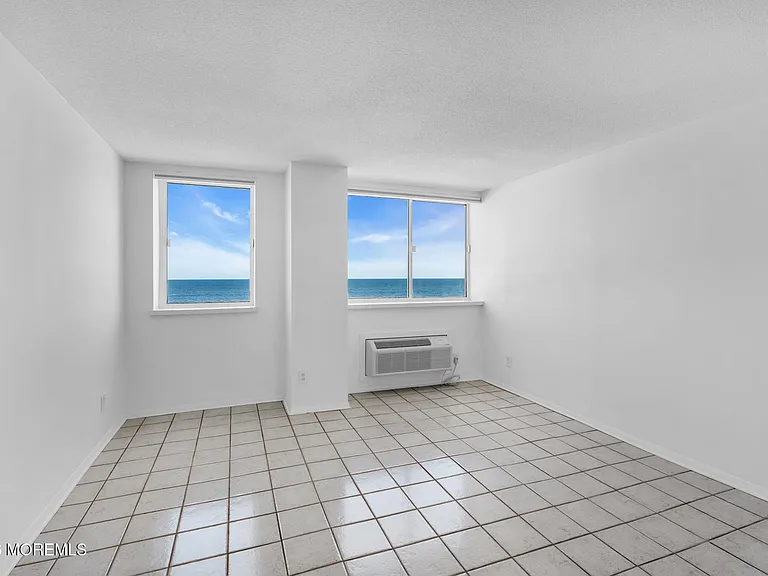 55 Ocean Ave #3L — Photo 28