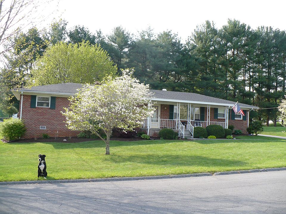 Front April 2011
