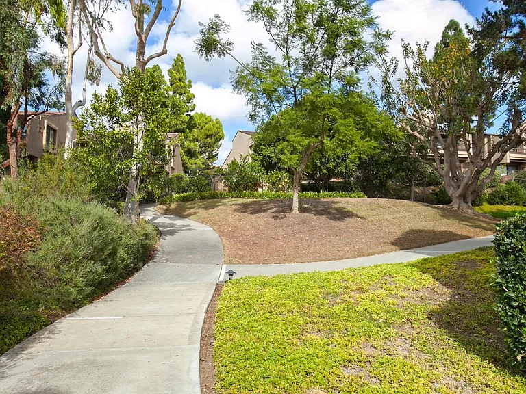 7319 Alicante Rd #C — Photo 37