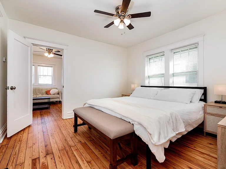 6026 Scanlan Ave — Photo 9