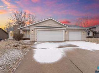 201 E 9th St, Crooks, SD 57020