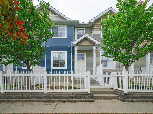 2051 Towne Centre Blvd NW #61, Edmonton, AB T6R 0G8