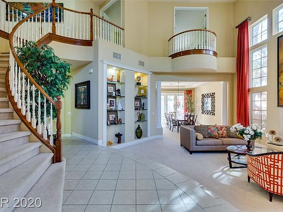 3rd image of 5509 San Florentine Ave