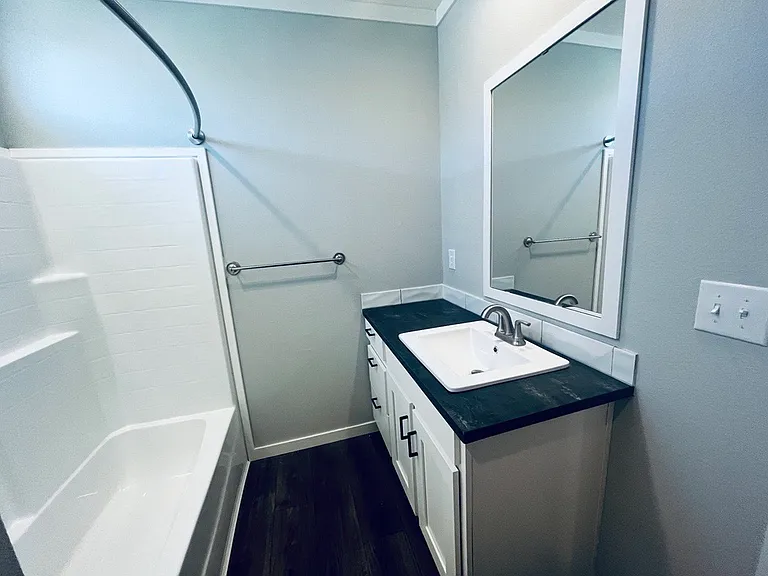 760 Hollow Ln — Photo 7