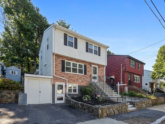 3rd image of 111 Mitchell Ave