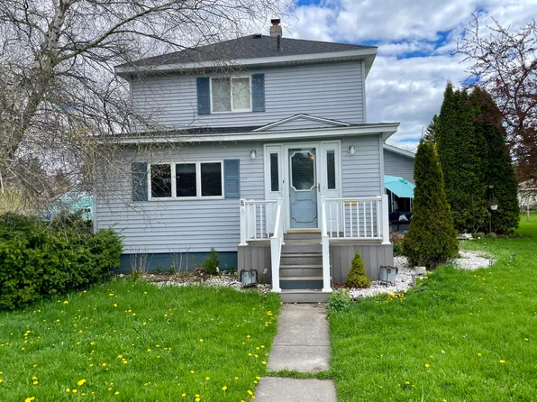 1301 Young St, Sault Sainte Marie, MI 49783