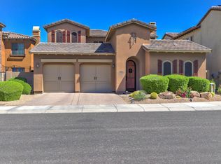 3712 E Robin Ln, Phoenix, AZ 85050