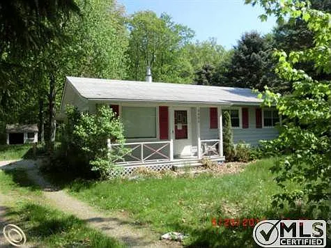 6680 Holland Rd photo 1